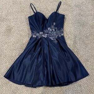 Blondie nites size 1 juniors dress